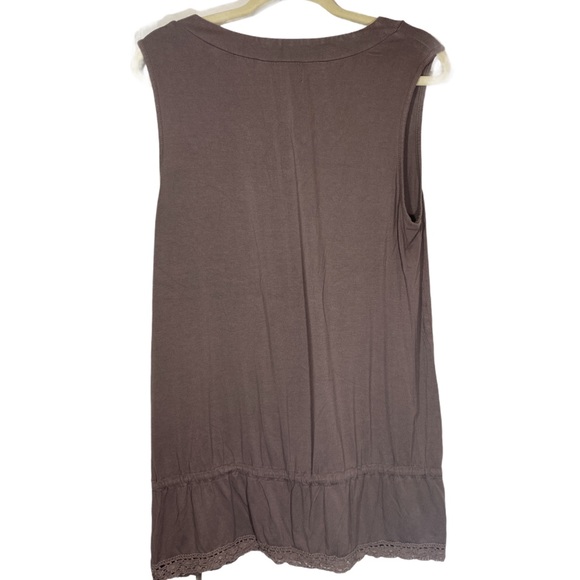 Venus Brown V-Neck Sleeveless Tank Blouse - Picture 3 of 3
